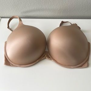 Victoria secret Bombshell Bra.